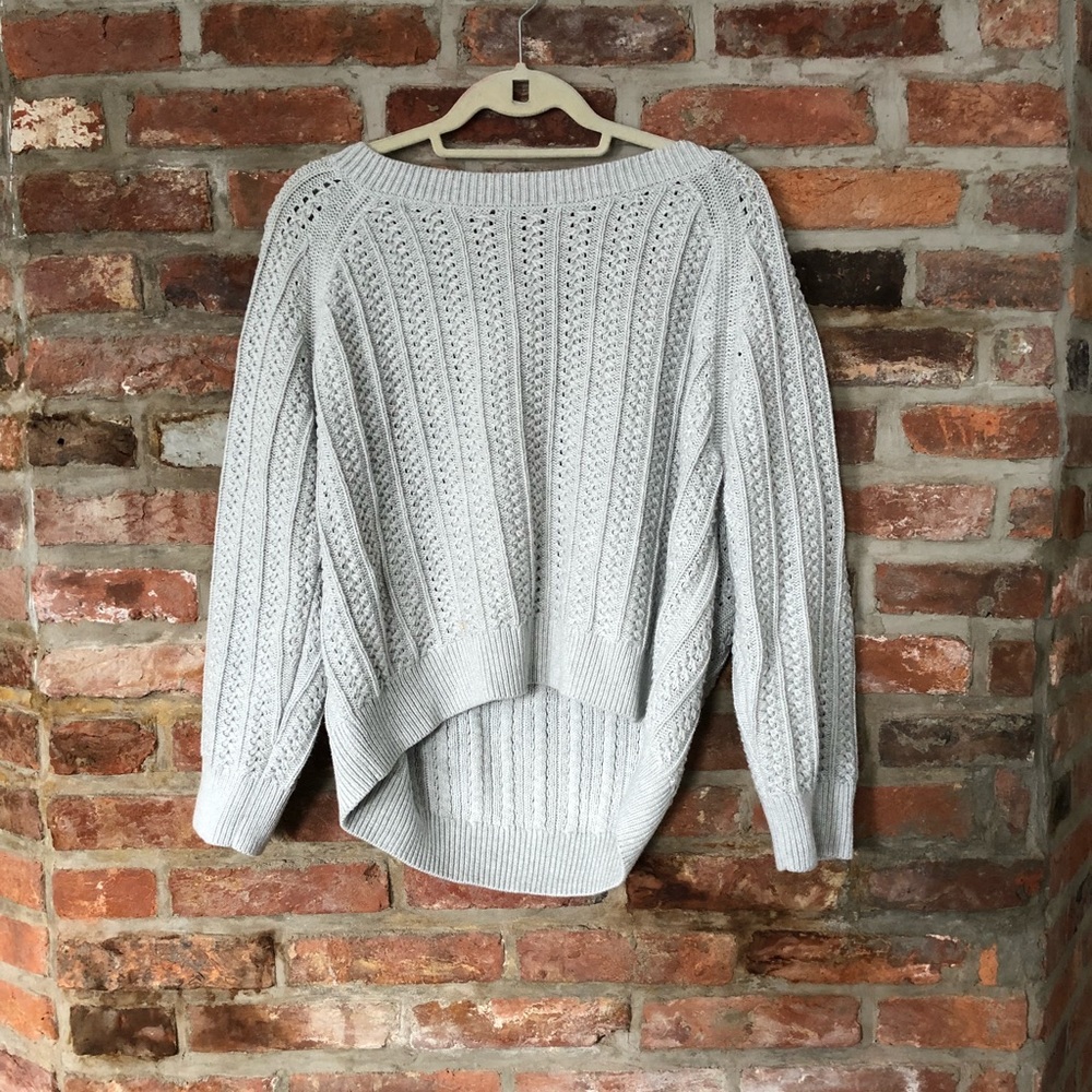 Slouchy light grey sweater!